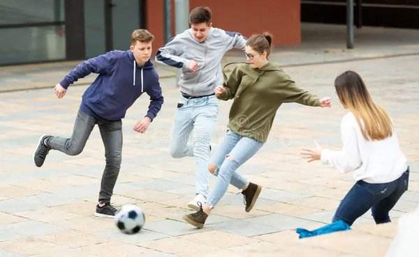 Diseña los juegos y actividades en el pueblo